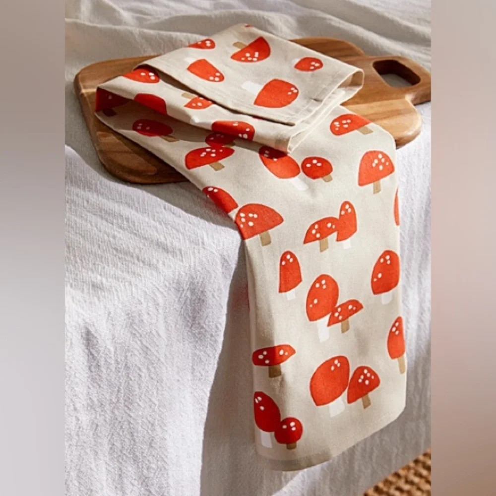 Mush Dish or Tea Towel, NWT